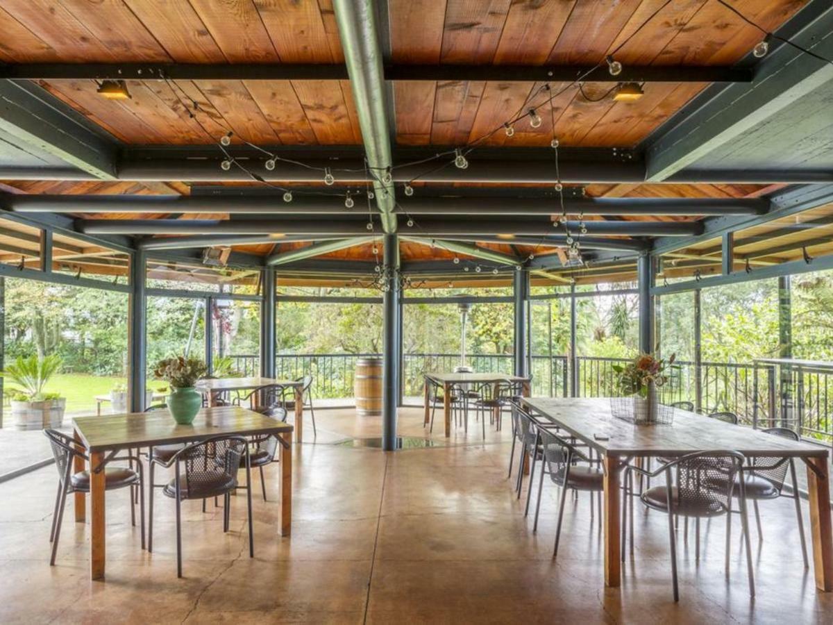 The Narrows Landing Hotel Tamahere Exterior photo