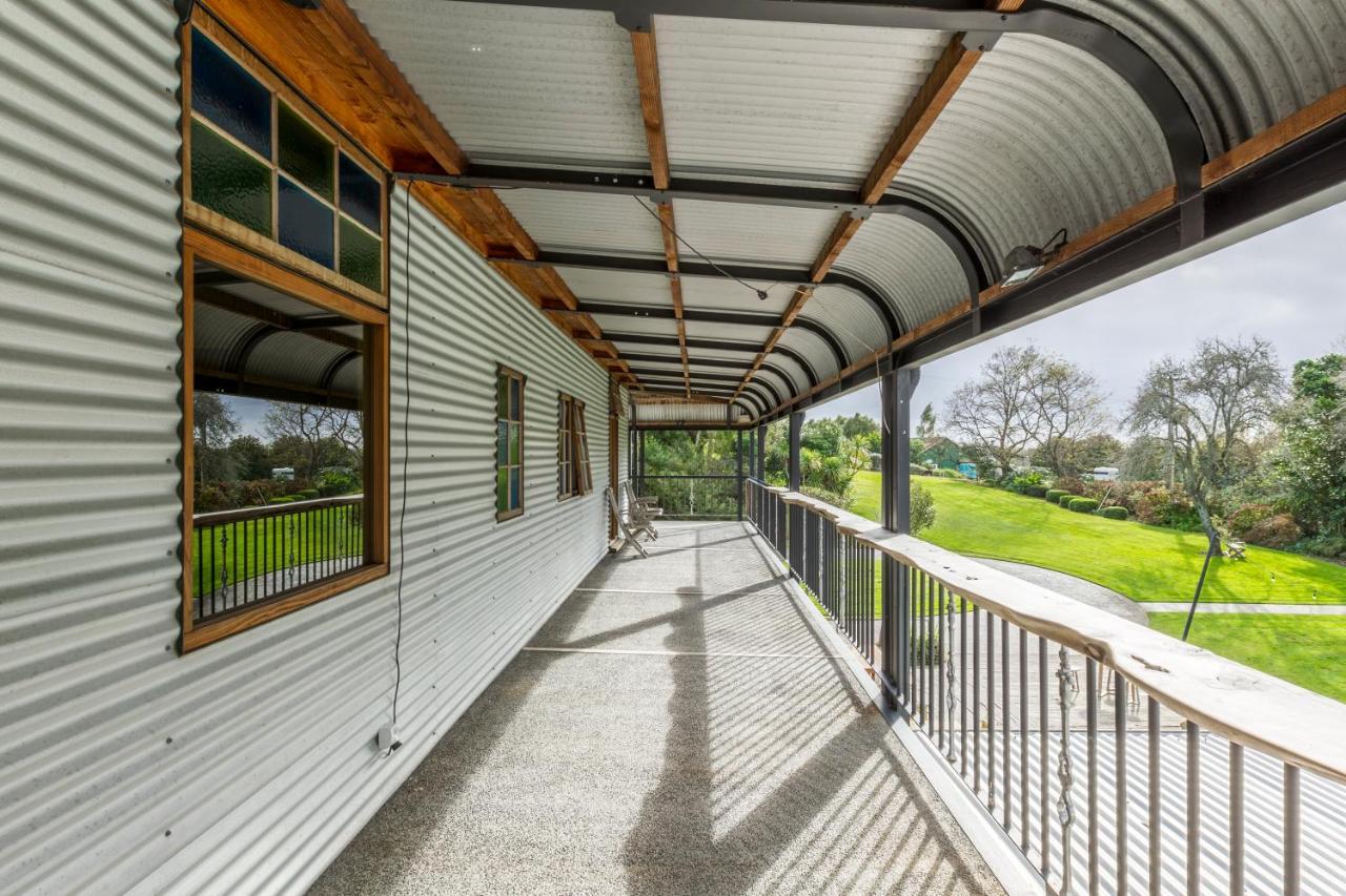 The Narrows Landing Hotel Tamahere Exterior photo